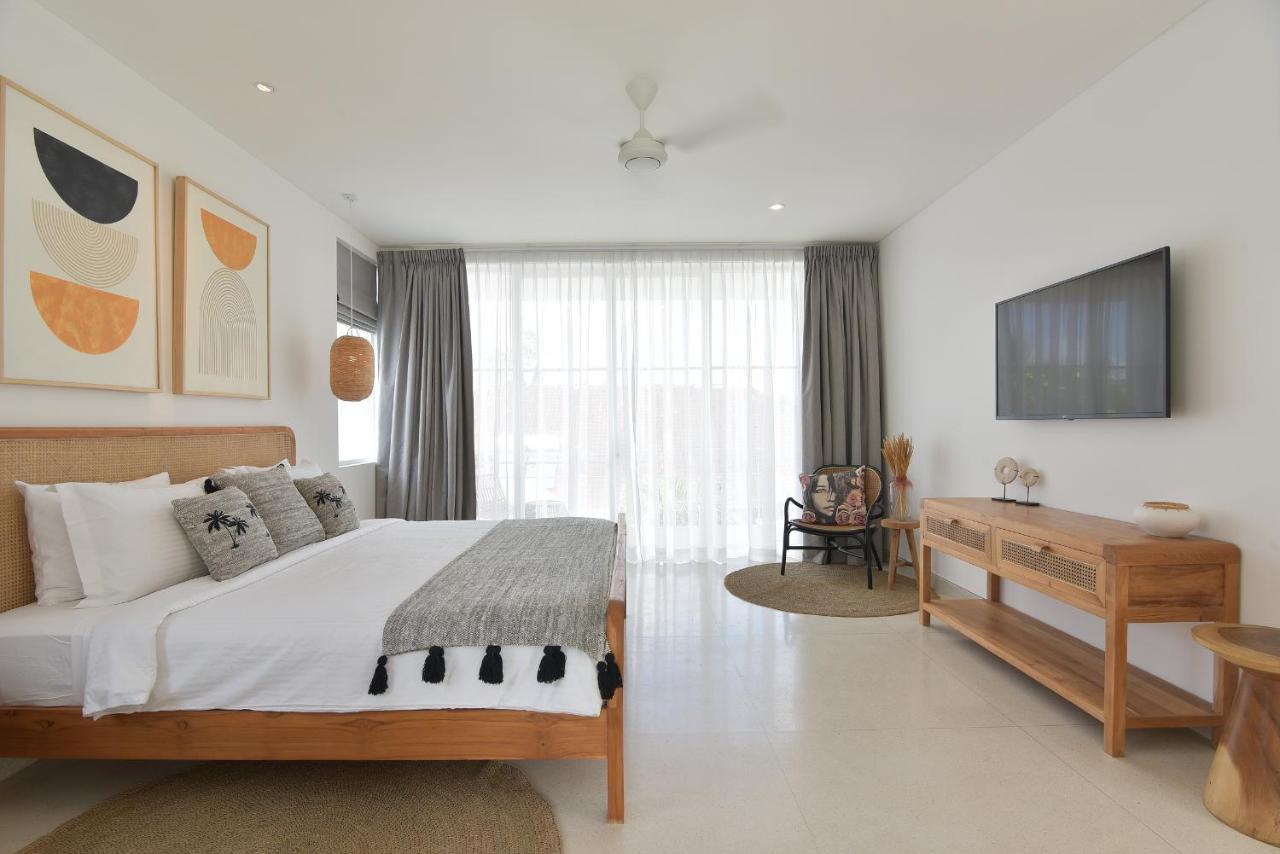 Villa Cruz Close To Finns Beach Club Canggu  Bagian luar foto