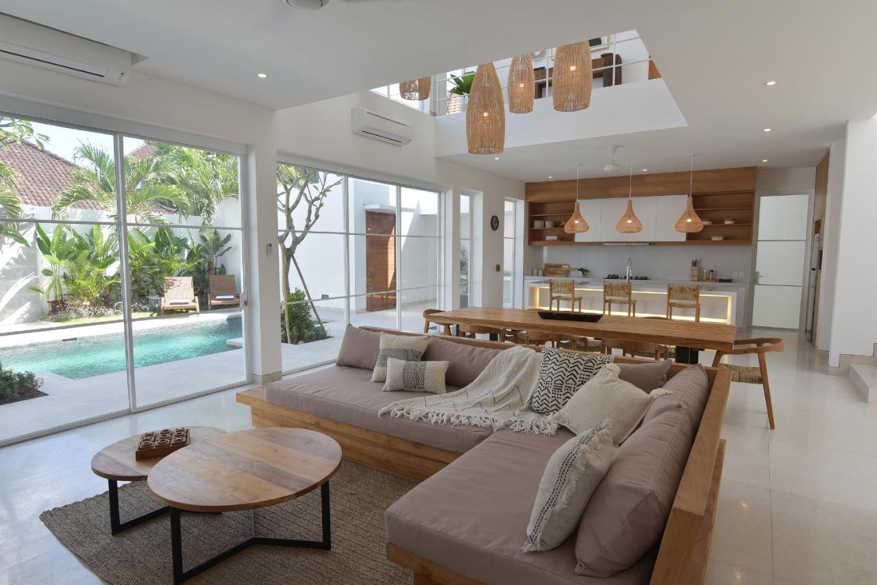 Villa Cruz Close To Finns Beach Club Canggu  Bagian luar foto