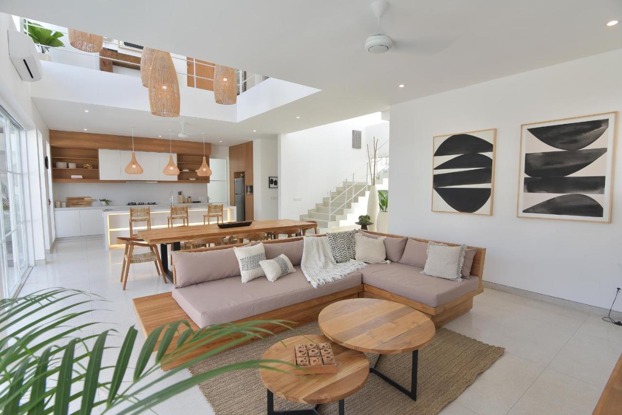 Villa Cruz Close To Finns Beach Club Canggu  Bagian luar foto