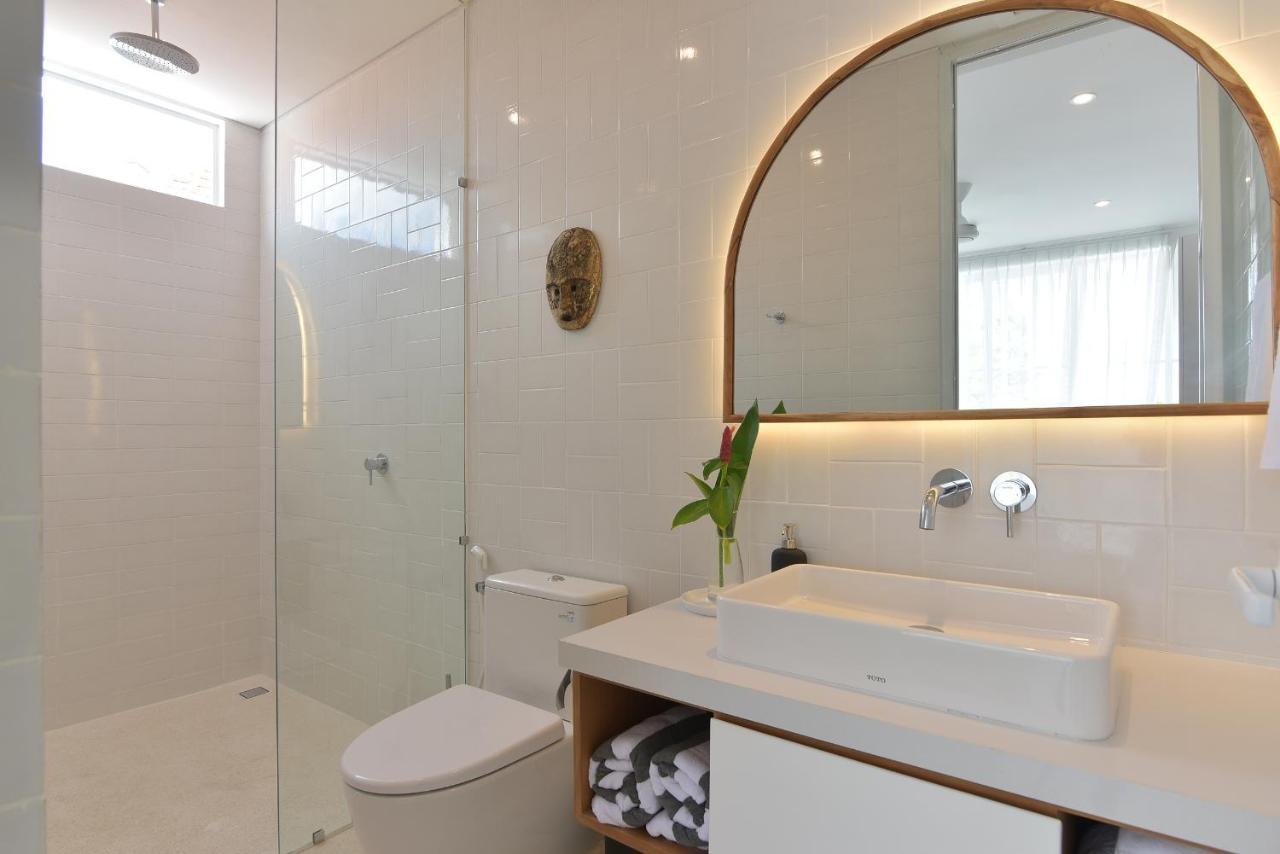 Villa Cruz Close To Finns Beach Club Canggu  Bagian luar foto